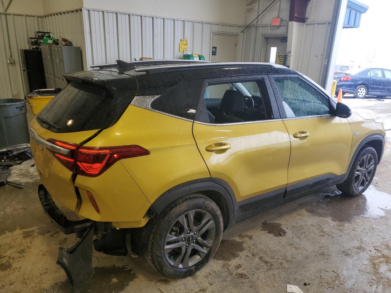 2023 KIA Seltos VIN KNDEUCAA4P7403581 Copart auction photo, all over damage thumbnail 3