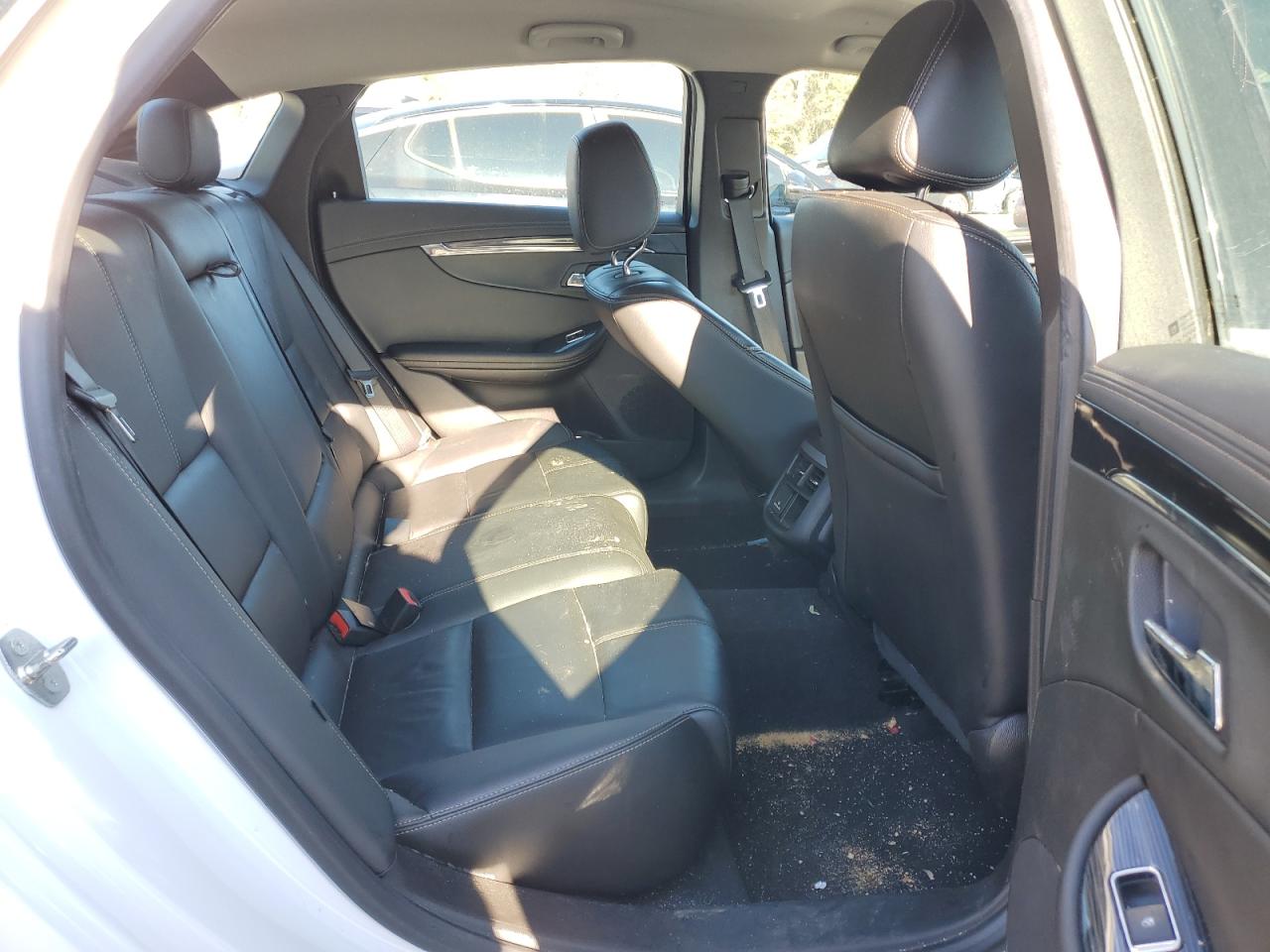 2018 Chevrolet Impala VIN 2G1105S3XJ9152702 Copart auction photo, front end / minor dent/scratches damage thumbnail 10