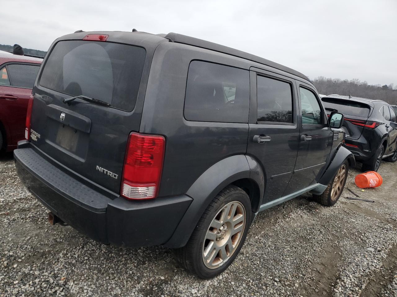 2011 Dodge Nitro VIN 1D4PT4GK6BW576487 Copart auction photo, front end damage thumbnail 3