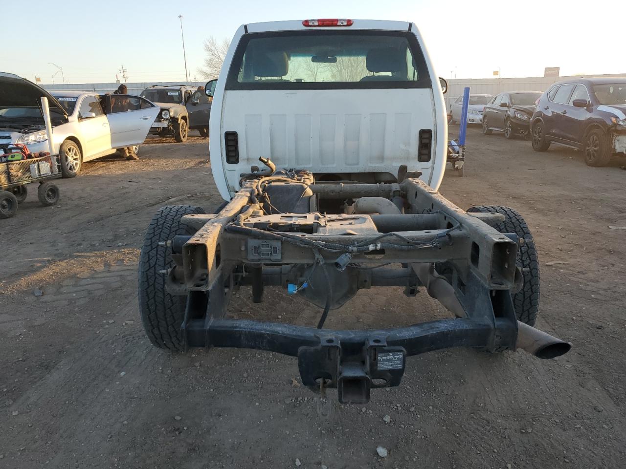 2013 GMC Sierra VIN 1GT01ZCG0DF243580 Copart auction photo, normal wear damage thumbnail 6