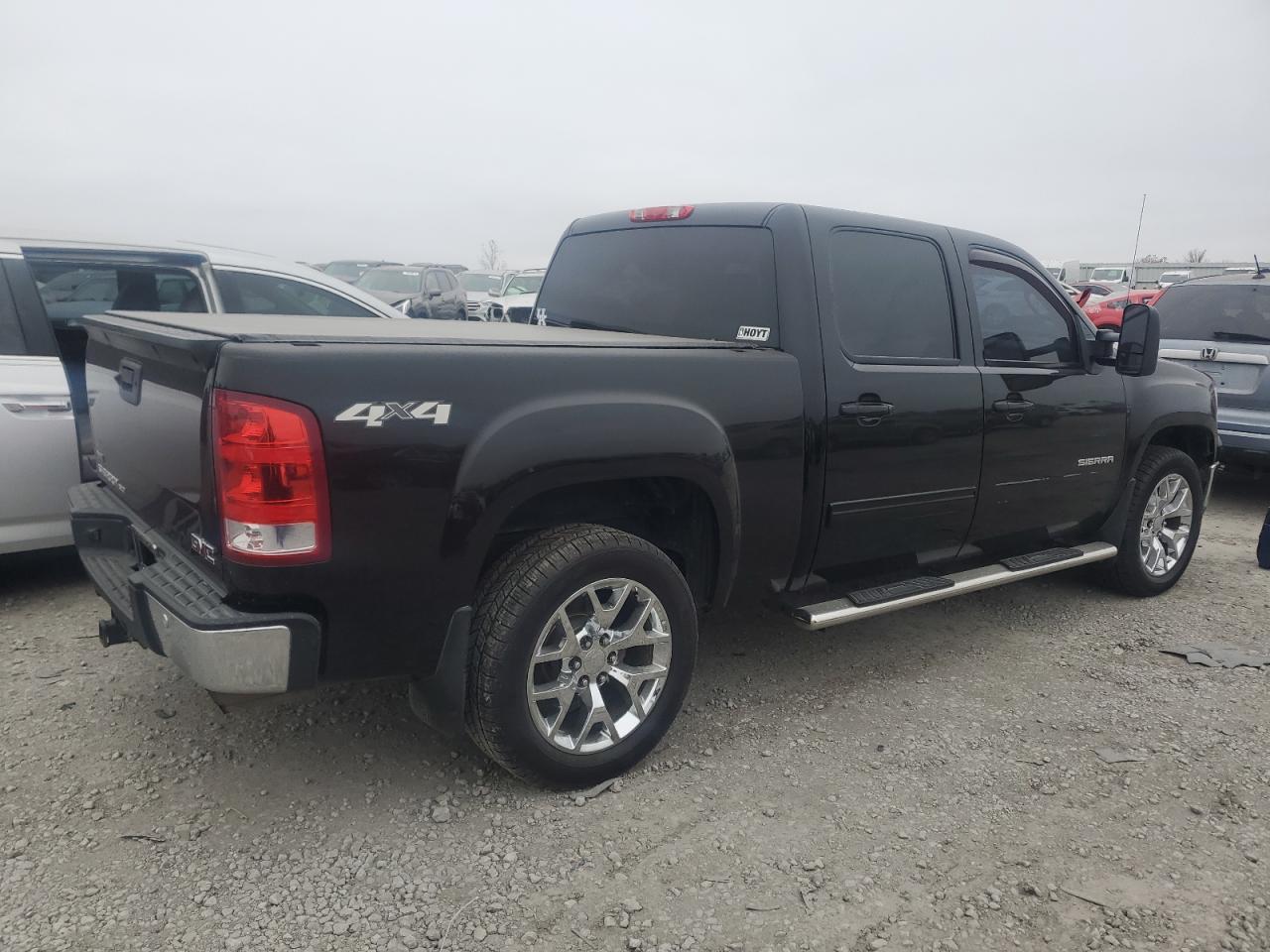 2010 GMC Sierra VIN 3GTXKWE20AG131027 Copart auction photo, all over damage thumbnail 3