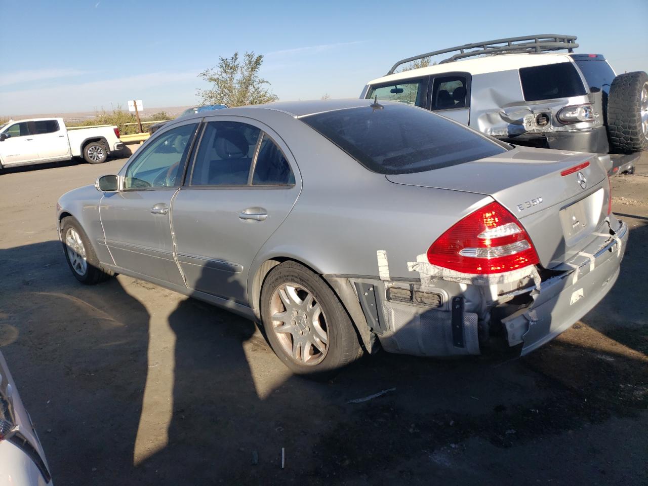 2006 Mercedes-Benz E-klasse VIN WDBUF56J56A793293 Copart auction photo, normal wear damage thumbnail 2