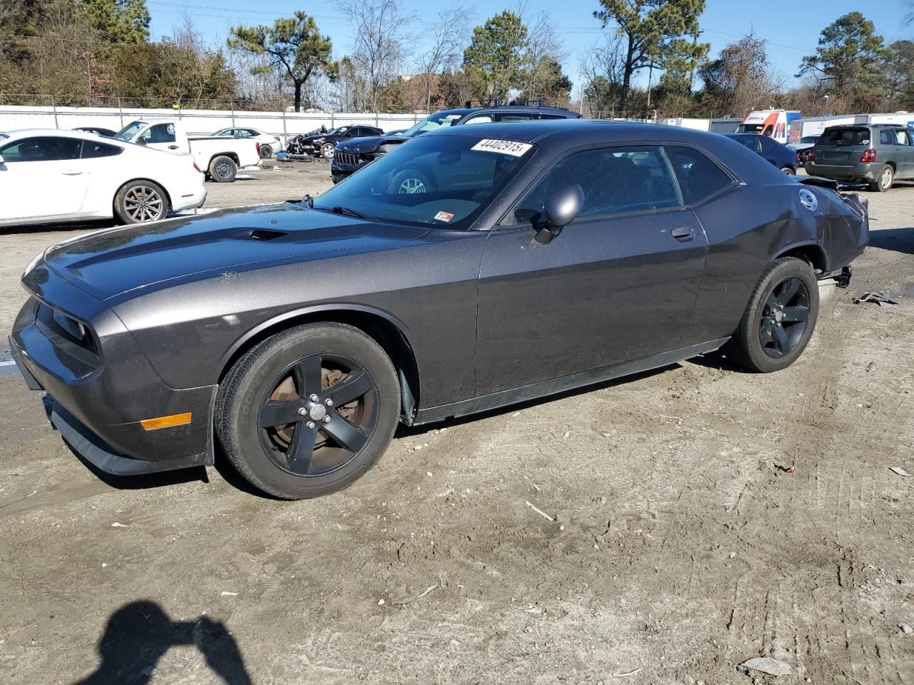 2014 Dodge Challenger VIN 2C3CDYAG7EH269938