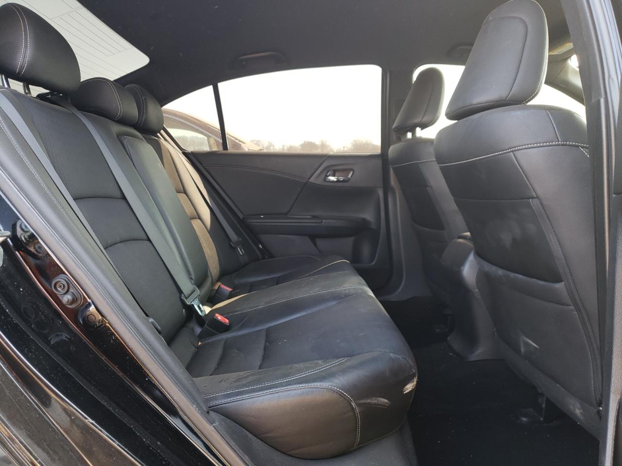 2017 Honda Accord VIN 1HGCR2F52HA030481 Copart auction photo, front end / minor dent/scratches damage thumbnail 10
