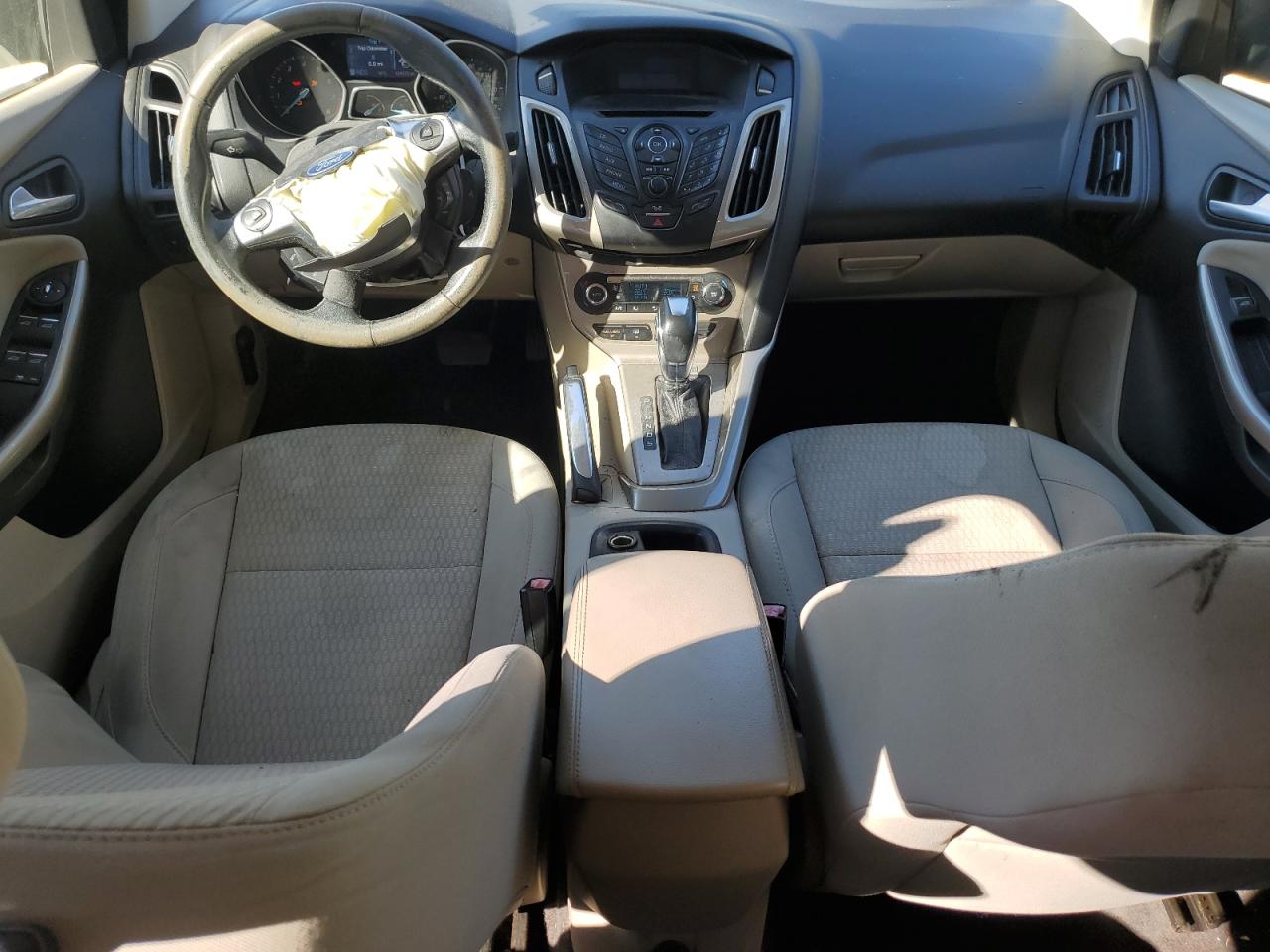 2012 Ford Focus VIN 1FAHP3H20CL206921 Copart auction photo, front end damage thumbnail 8