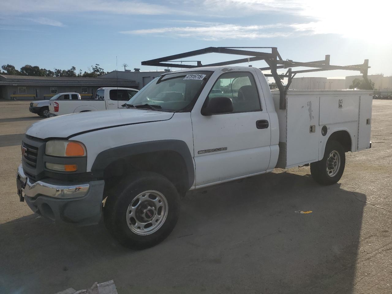 2005 GMC Sierra VIN 1GDHC24U65E138733