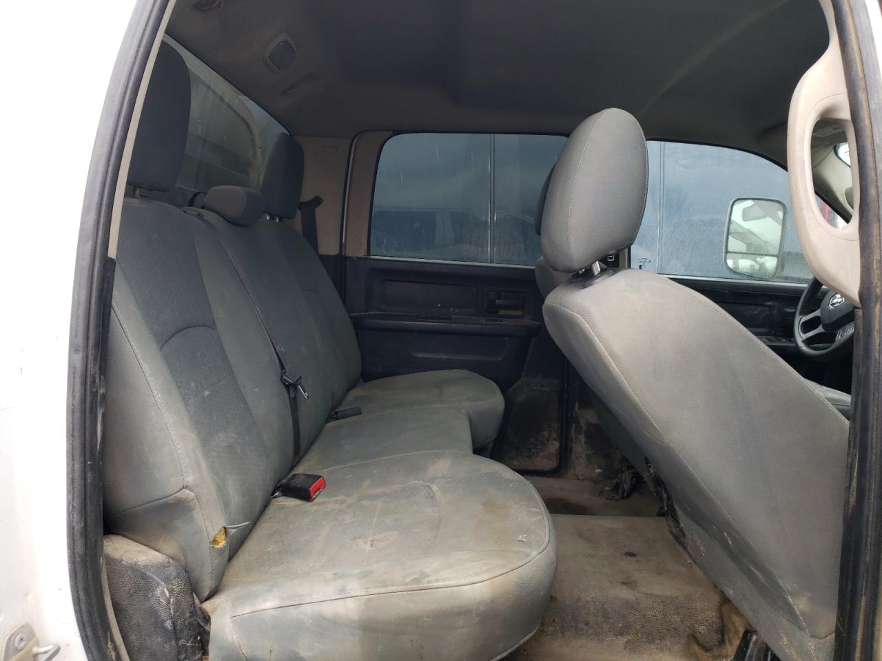 2015 RAM 5500 VIN 3C7WRNFL7FG675012 Copart auction photo, burn damage thumbnail 6