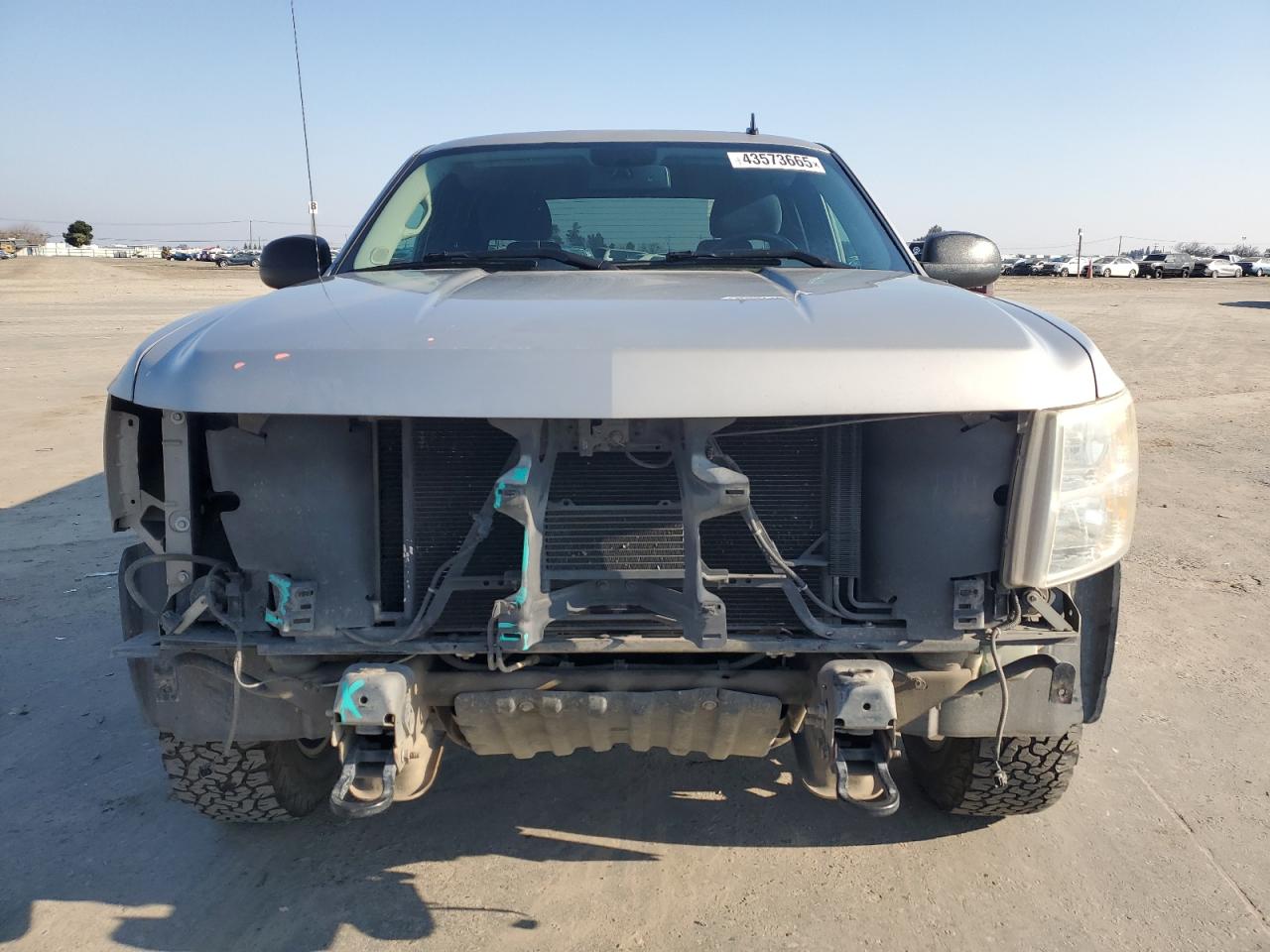2009 Chevrolet Silverado VIN 1GCEC29069Z175163 Copart auction photo, front end damage thumbnail 5