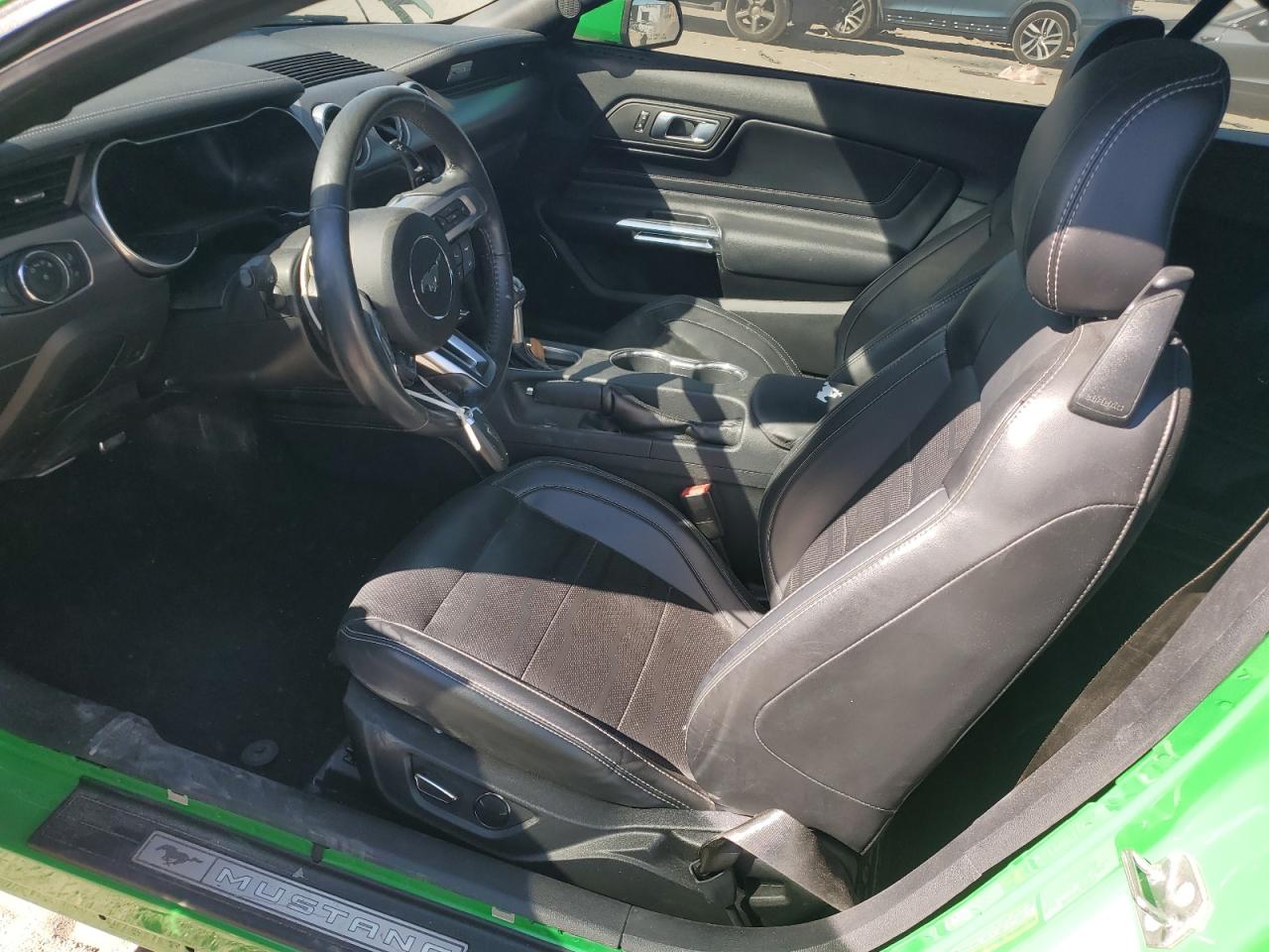 2019 Ford Mustang VIN 1FATP8FF1K5192026 Copart auction photo, side / front end damage thumbnail 7