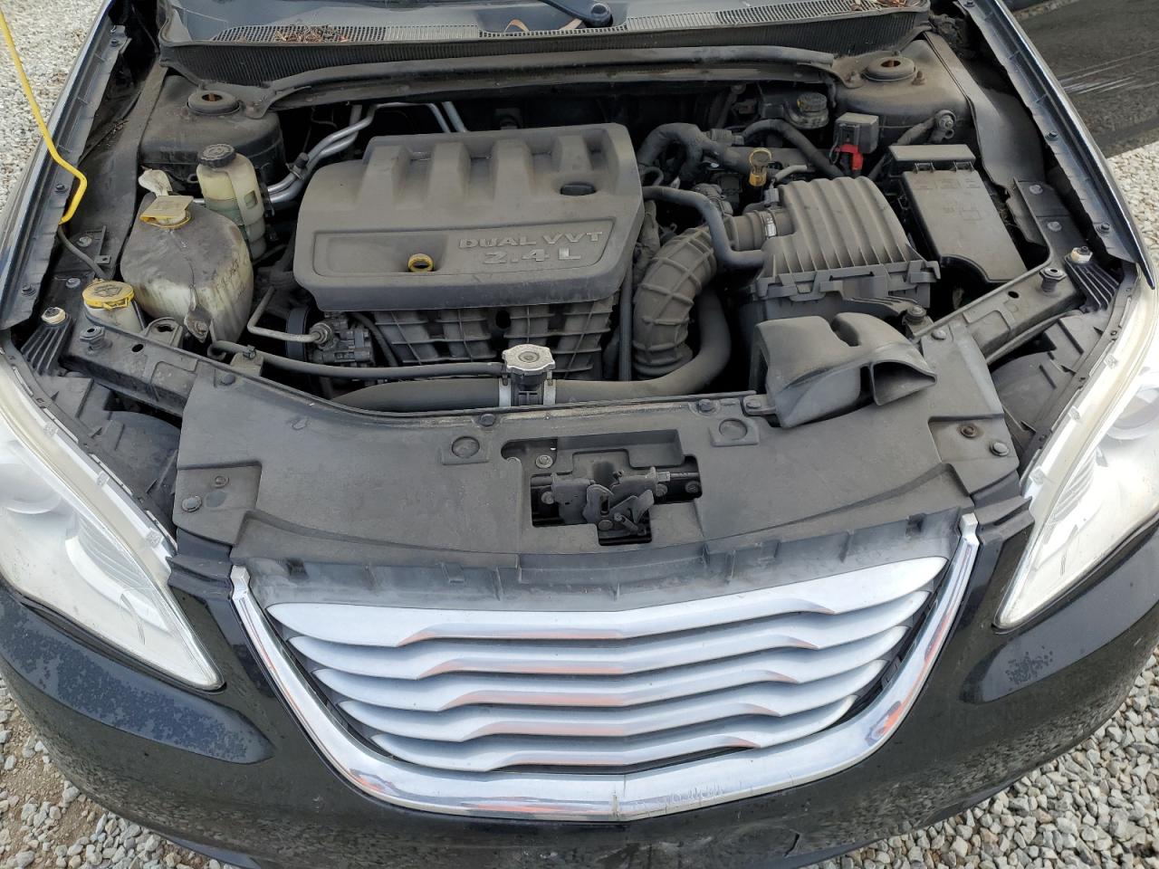 2013 Chrysler 200 VIN 1C3CCBAB6DN671864 Copart auction photo, rear end damage thumbnail 11