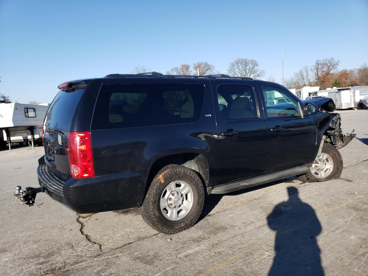 2012 GMC Yukon VIN 1GKW2REG6CR243590 Copart auction photo, front end damage thumbnail 3