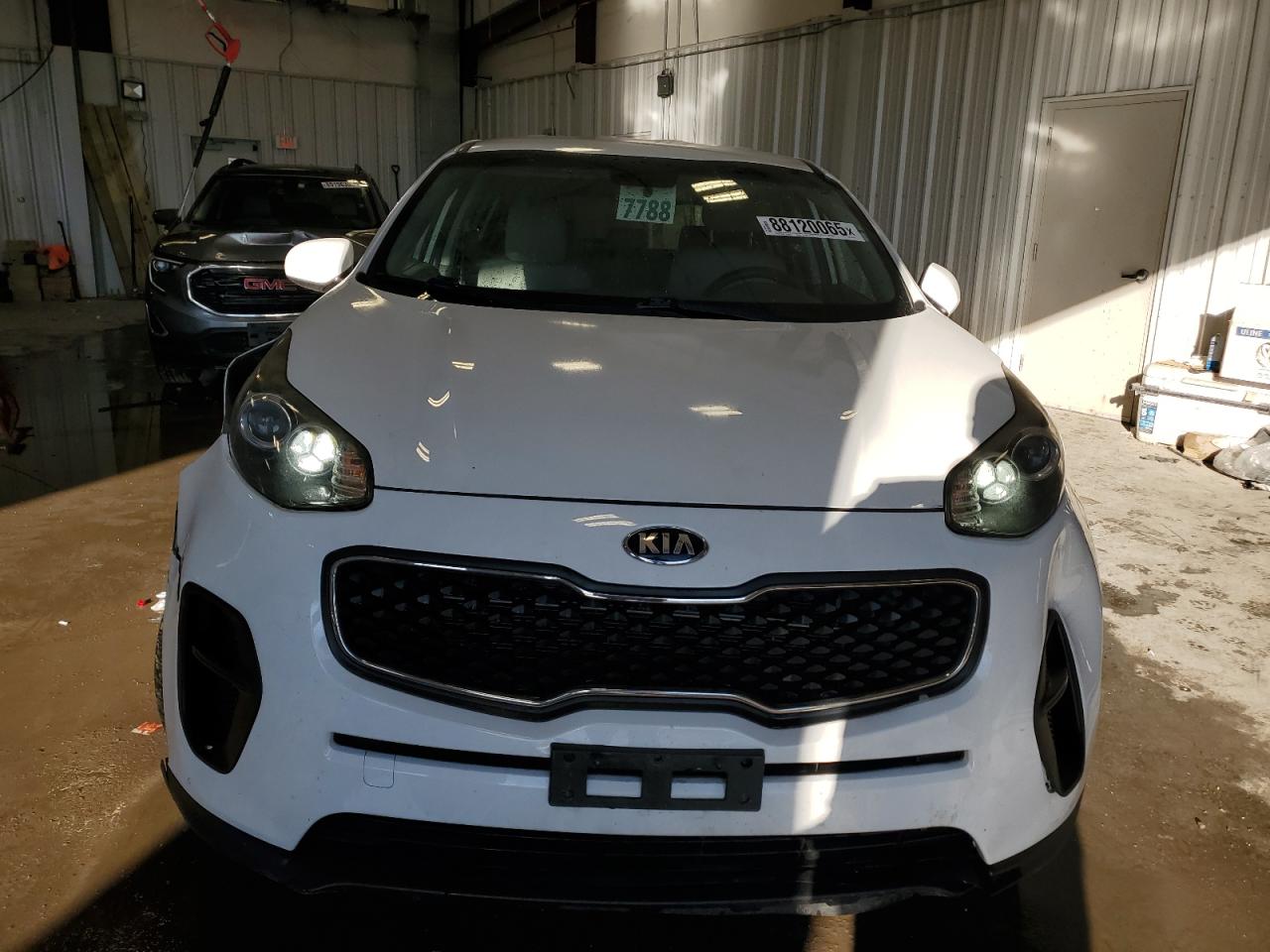 2017 KIA Sportage VIN KNDPM3AC2H7061012 Copart auction photo, front end / rear end damage thumbnail 5
