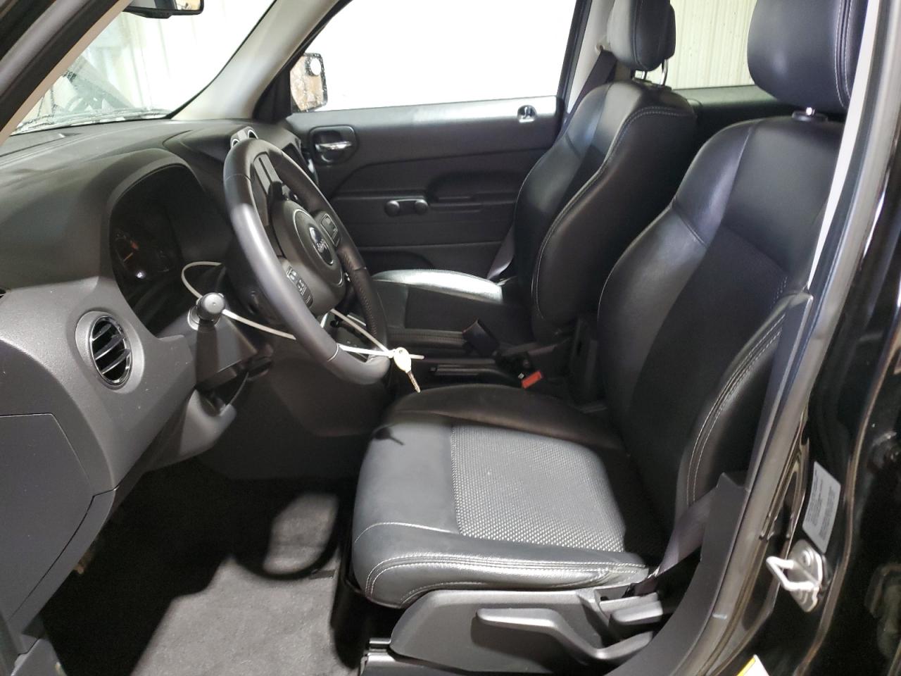 2017 Jeep Liberty (Patriot) VIN 1C4NJPBA2HD201176 Copart auction photo, side damage thumbnail 7