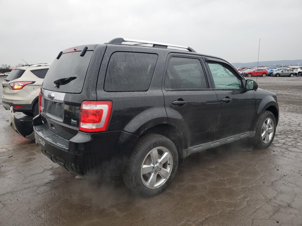 2011 Ford Escape VIN 1FMCU9EG7BKA60050 Copart auction photo, minor dent/scratches damage thumbnail 3