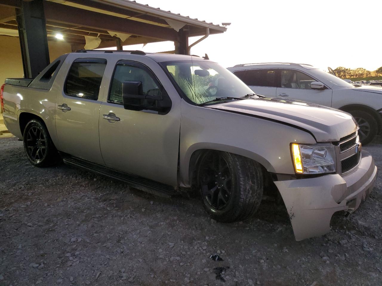 2007 Chevrolet Avalanche VIN 3GNEC12097G150184 Copart auction photo, front end damage thumbnail 4