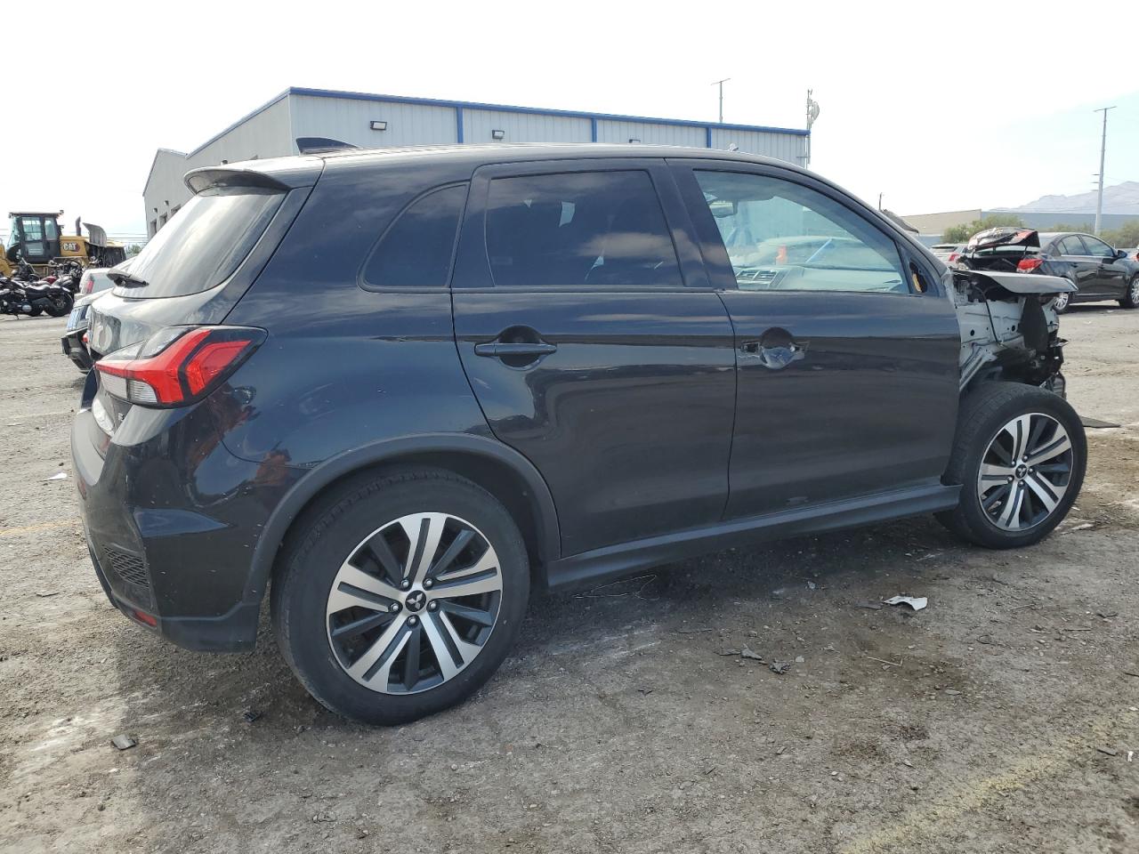 2021 Mitsubishi Outlander VIN JA4ARUAU1MU018910 Copart auction photo, front end damage thumbnail 3