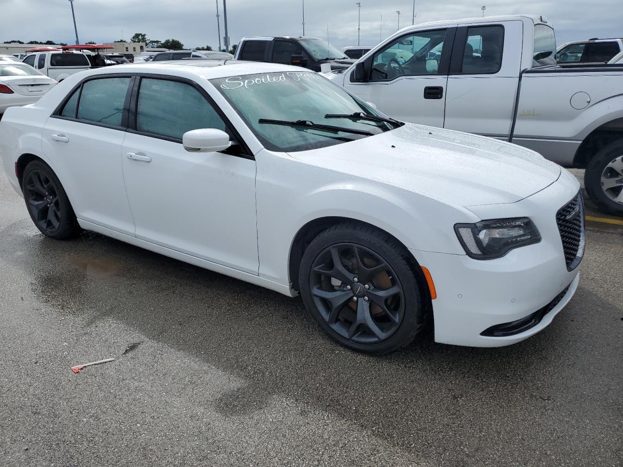 2021 Chrysler 300 VIN 2C3CCABG5MH634401 Copart auction photo, water/flood damage thumbnail 4