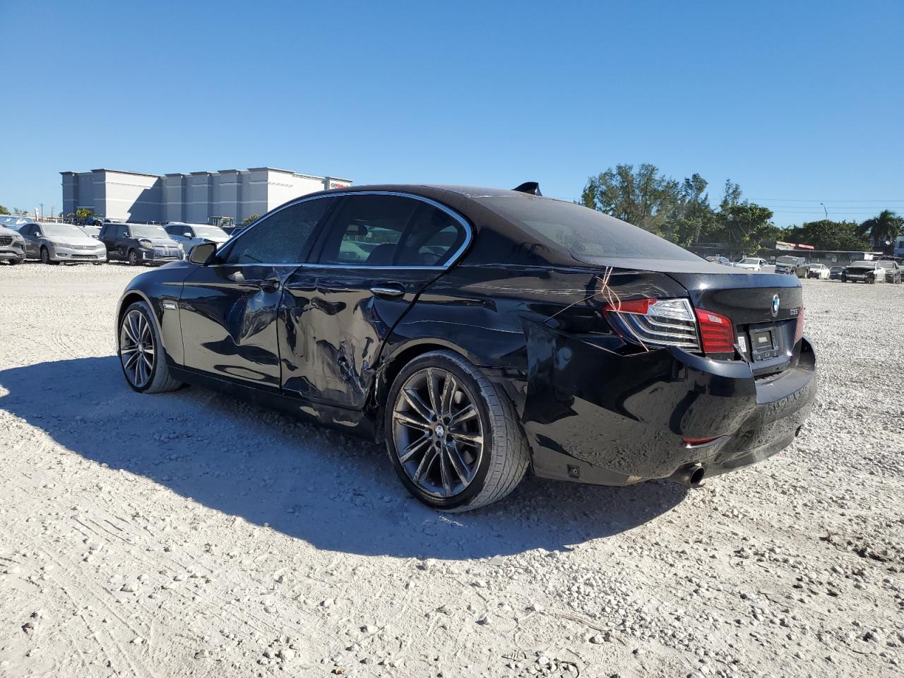 2014 BMW 5er VIN WBA5B1C5XEDZ37142 Copart auction photo, side / rear end damage thumbnail 2