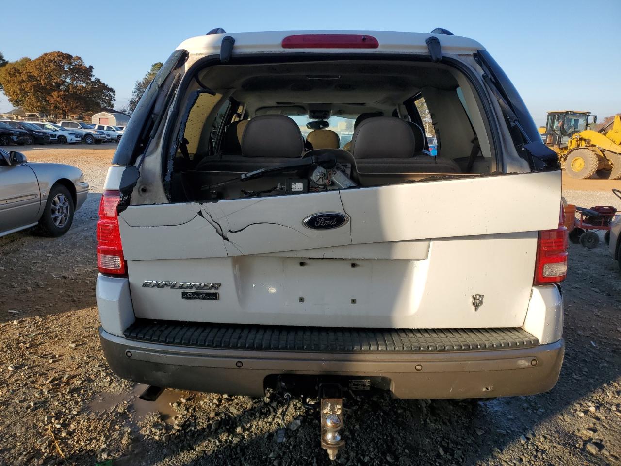 2004 Ford Explorer VIN 1FMDU64W74UB82717 Copart auction photo, rear end / front end damage thumbnail 6