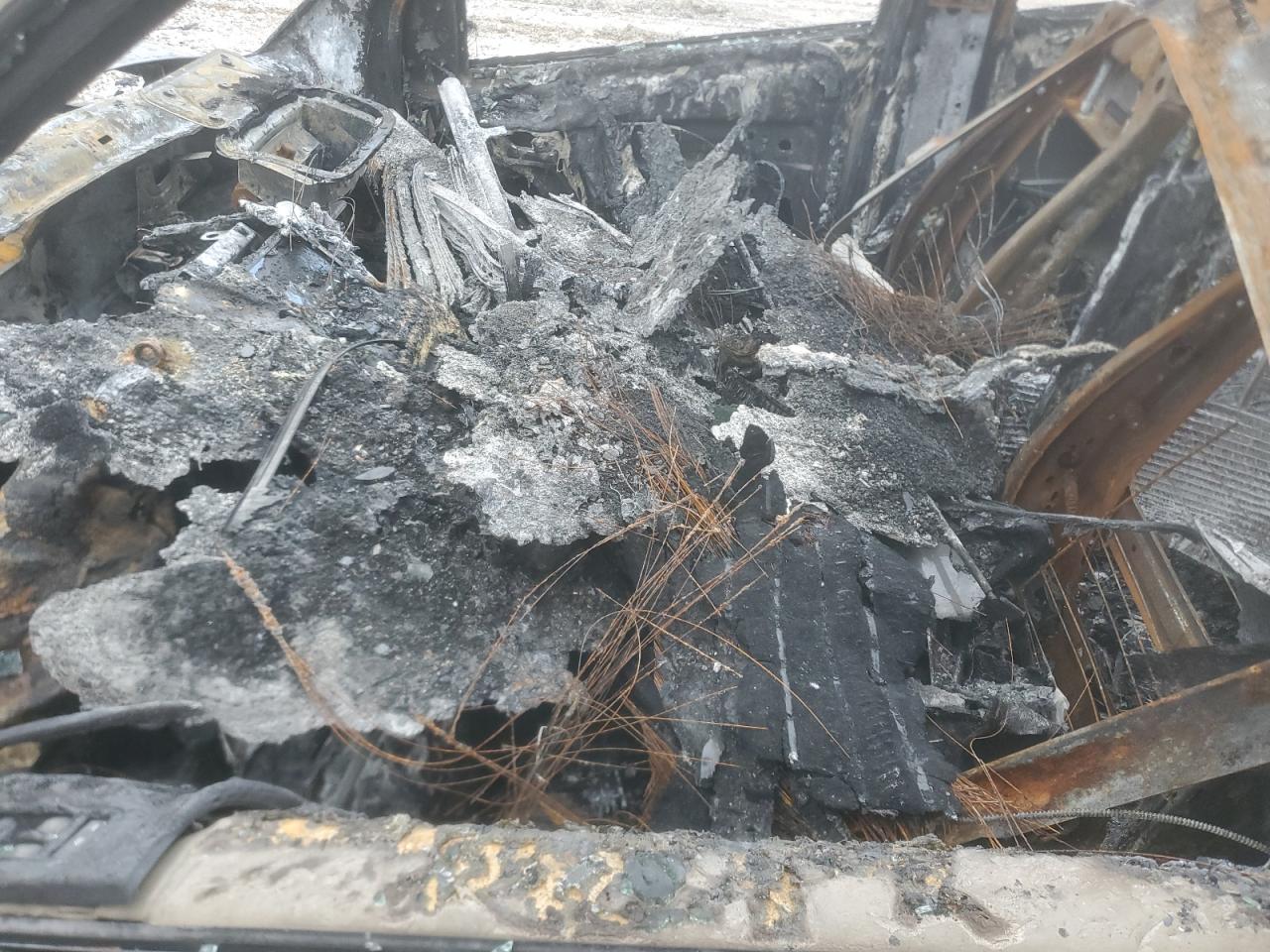 2011 Land Rover LR2 VIN SALFR2BN3BH273029 Copart auction photo, burn damage thumbnail 7