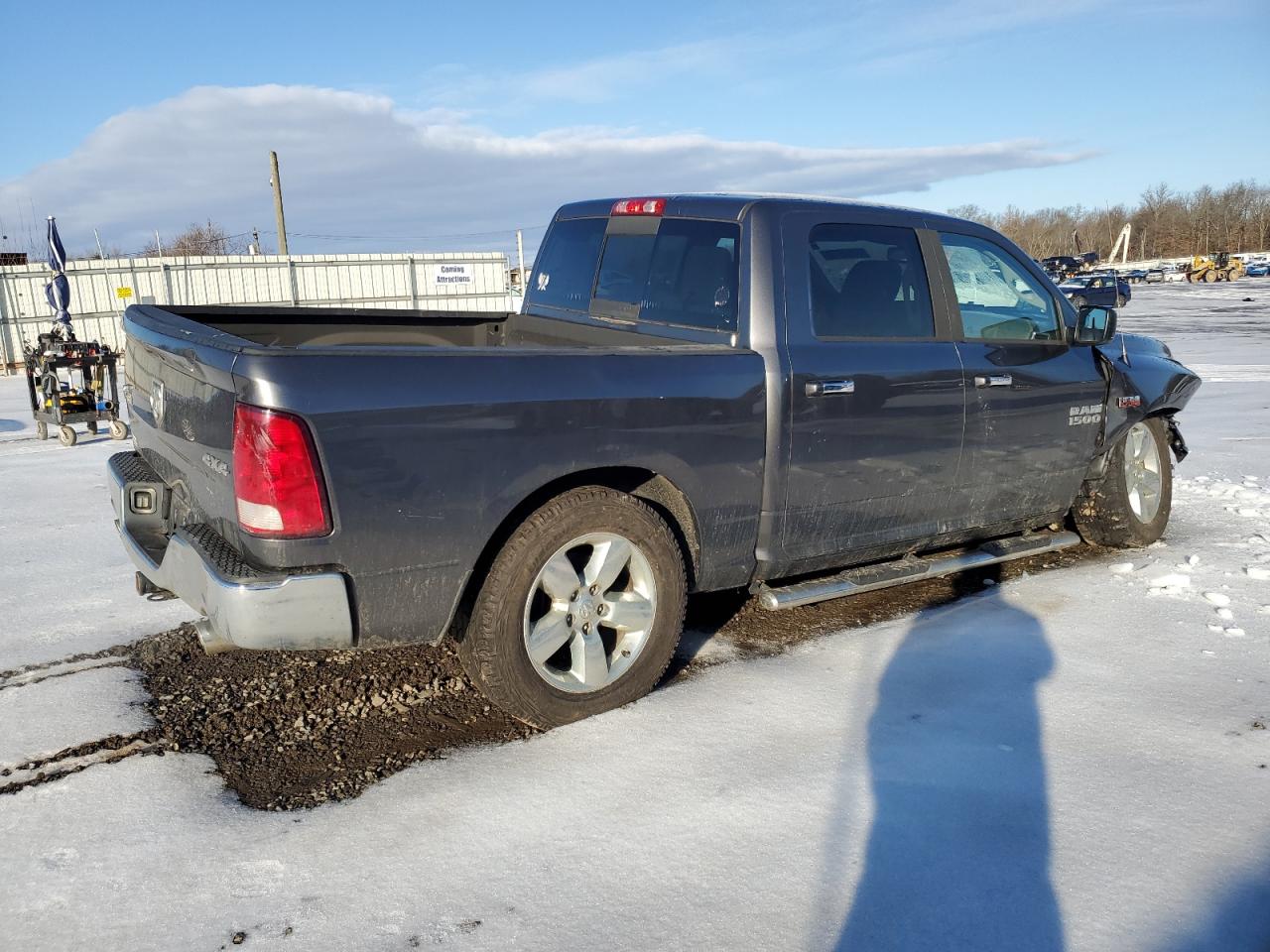 2015 RAM 1500 VIN 3C6RR7LT2FG641609 Copart auction photo, front end damage thumbnail 3
