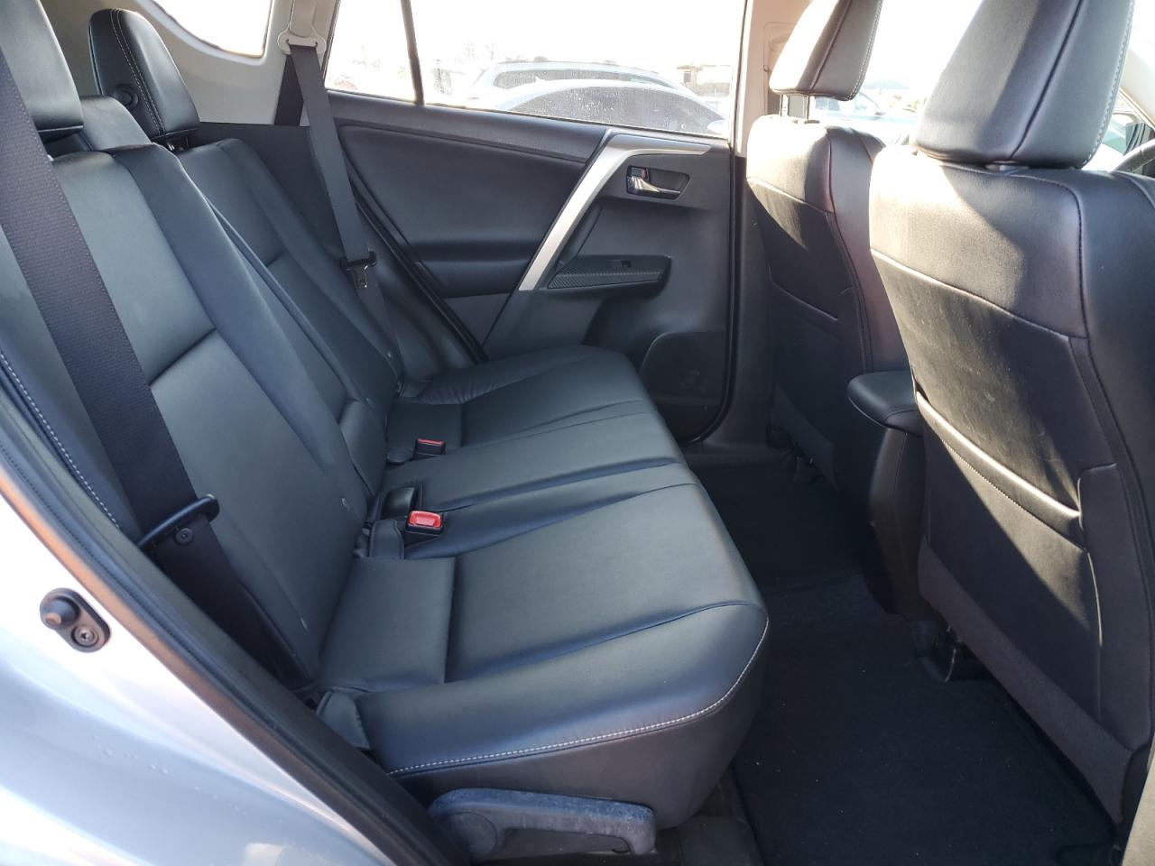 2015 Toyota RAV 4 VIN 2T3DFREV5FW328740 Copart auction photo, rear end damage thumbnail 11