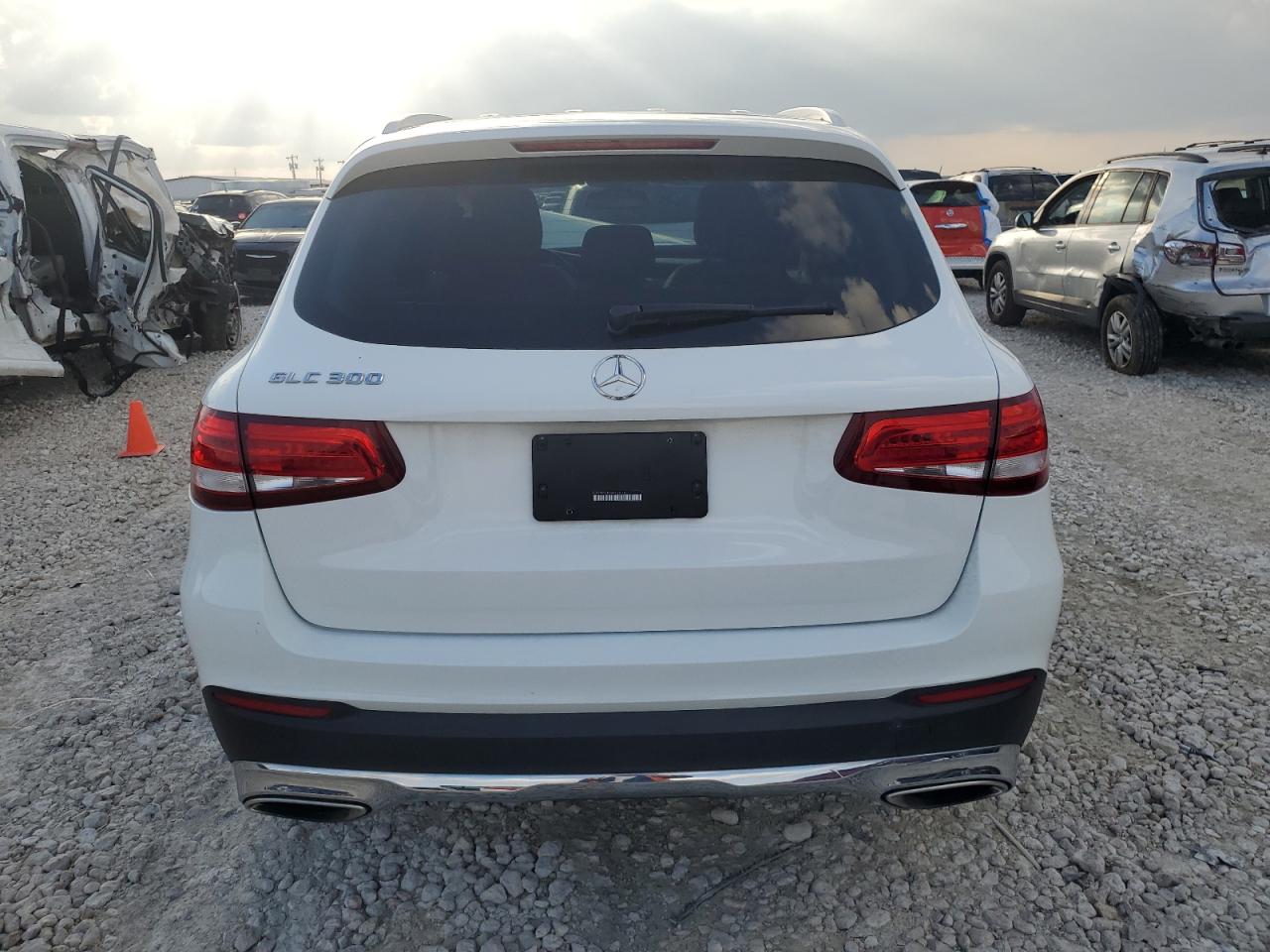 2017 Mercedes-Benz GLC VIN WDC0G4JB4HF251514 Copart auction photo, front end damage thumbnail 6