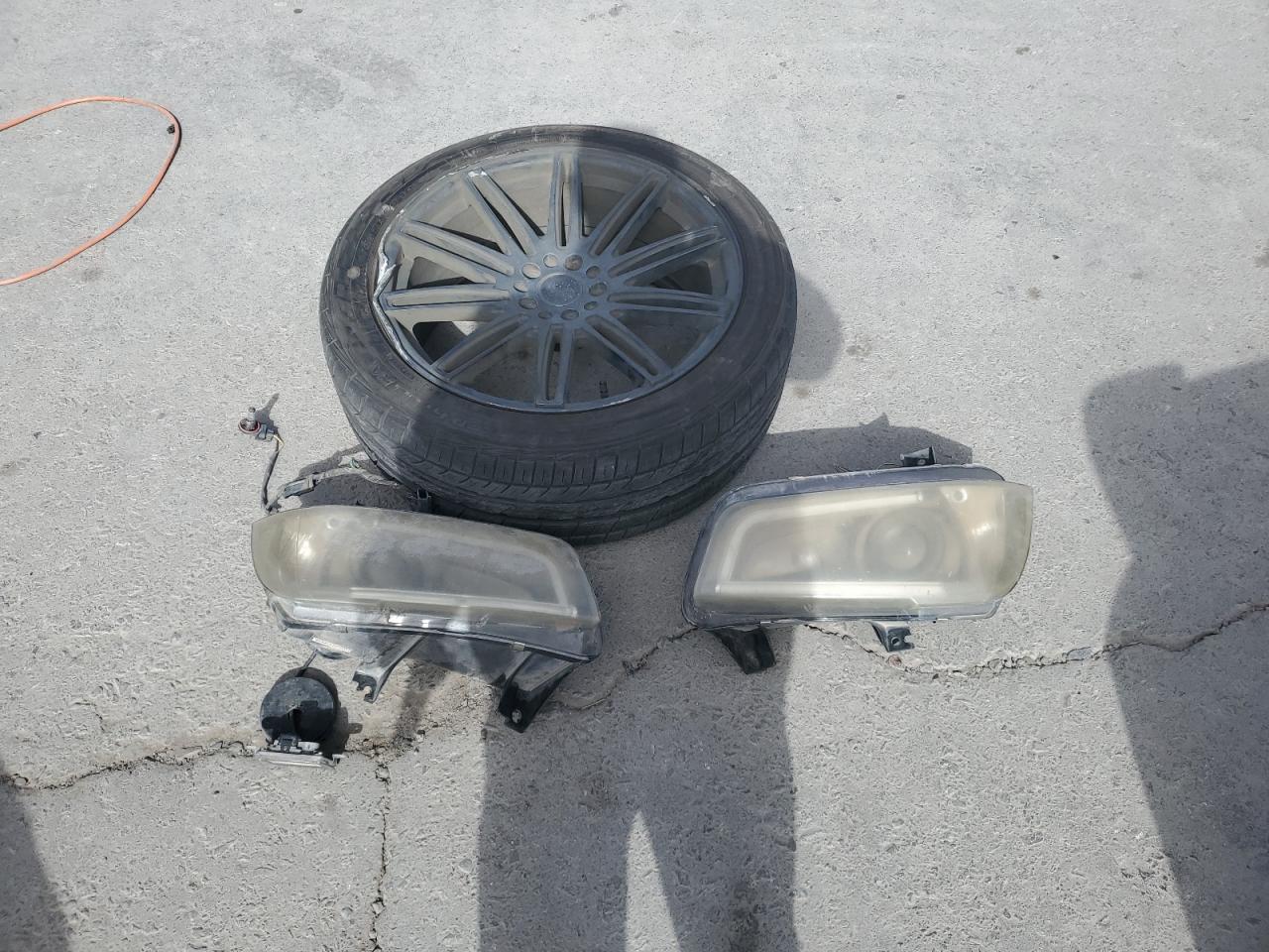 2013 Dodge Charger VIN 2C3CDXBG4DH609733 Copart auction photo, front end / minor dent/scratches damage thumbnail 12