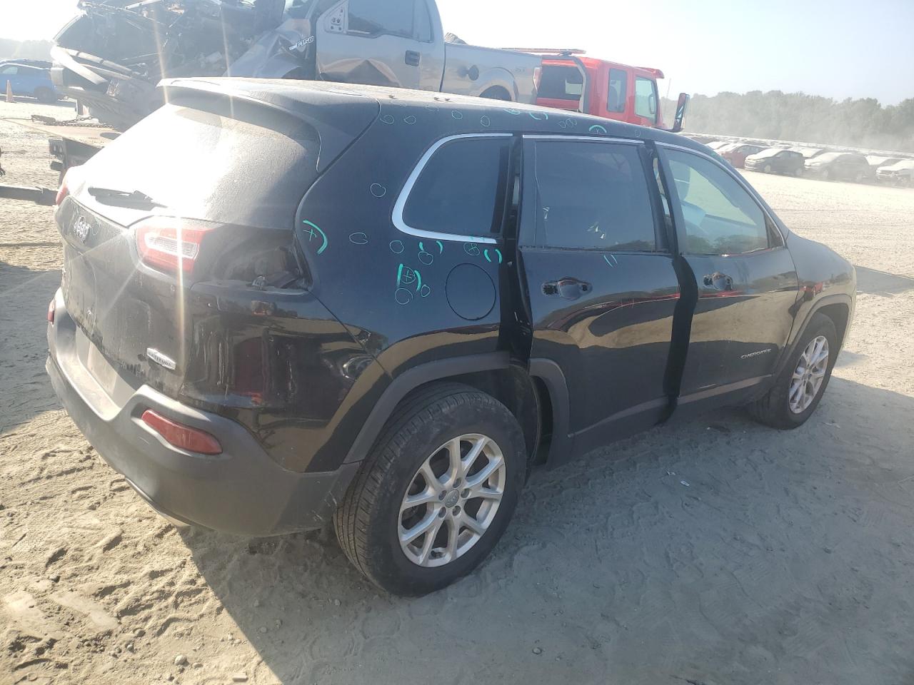 2017 Jeep Grand Cherokee VIN 1C4PJMCS3HD229194 Copart auction photo, side / rear end damage thumbnail 3