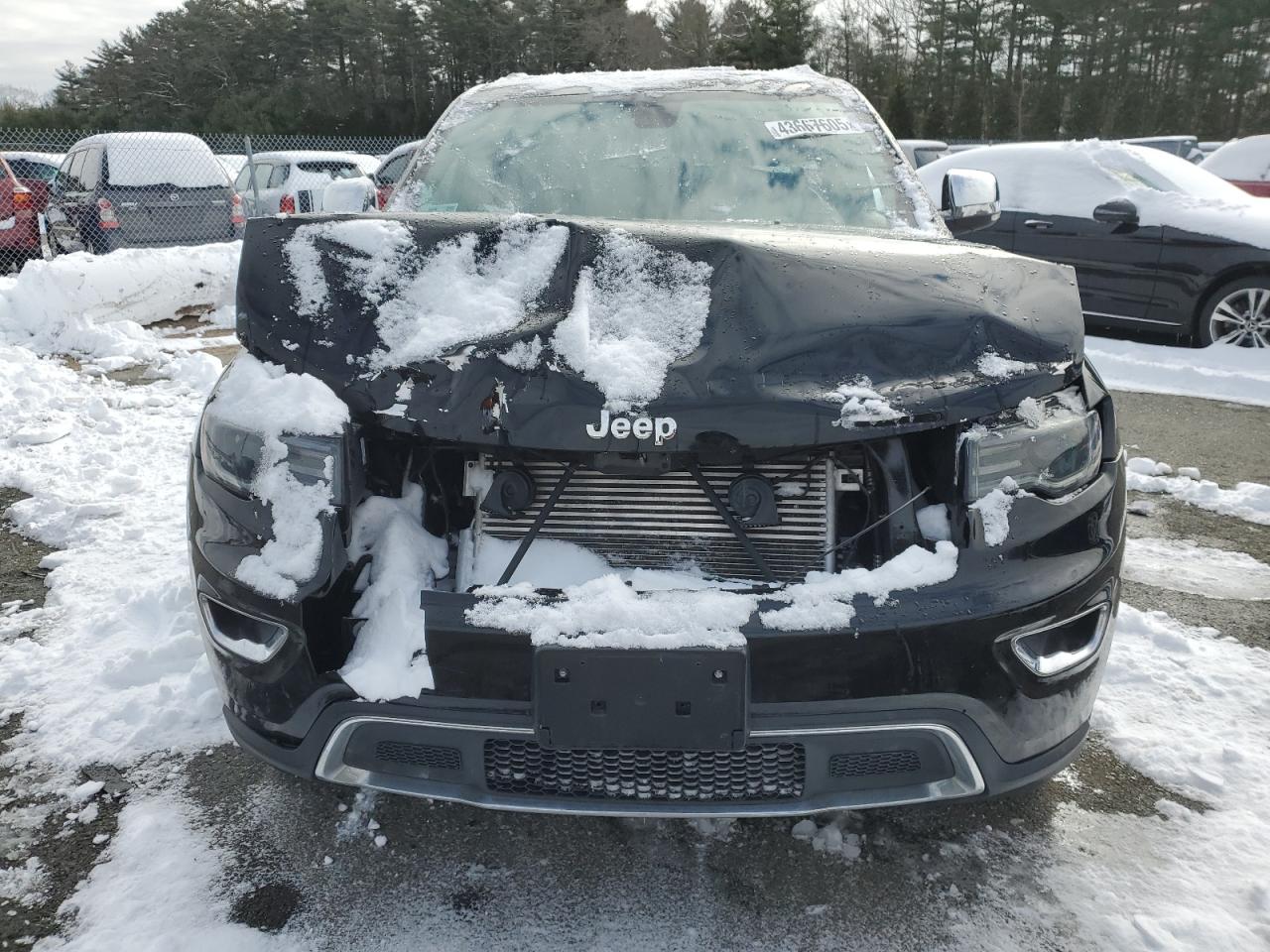 2018 Jeep Grand Cherokee VIN 1C4RJFBG2JC129049 Copart auction photo, front end / minor dent/scratches damage thumbnail 5