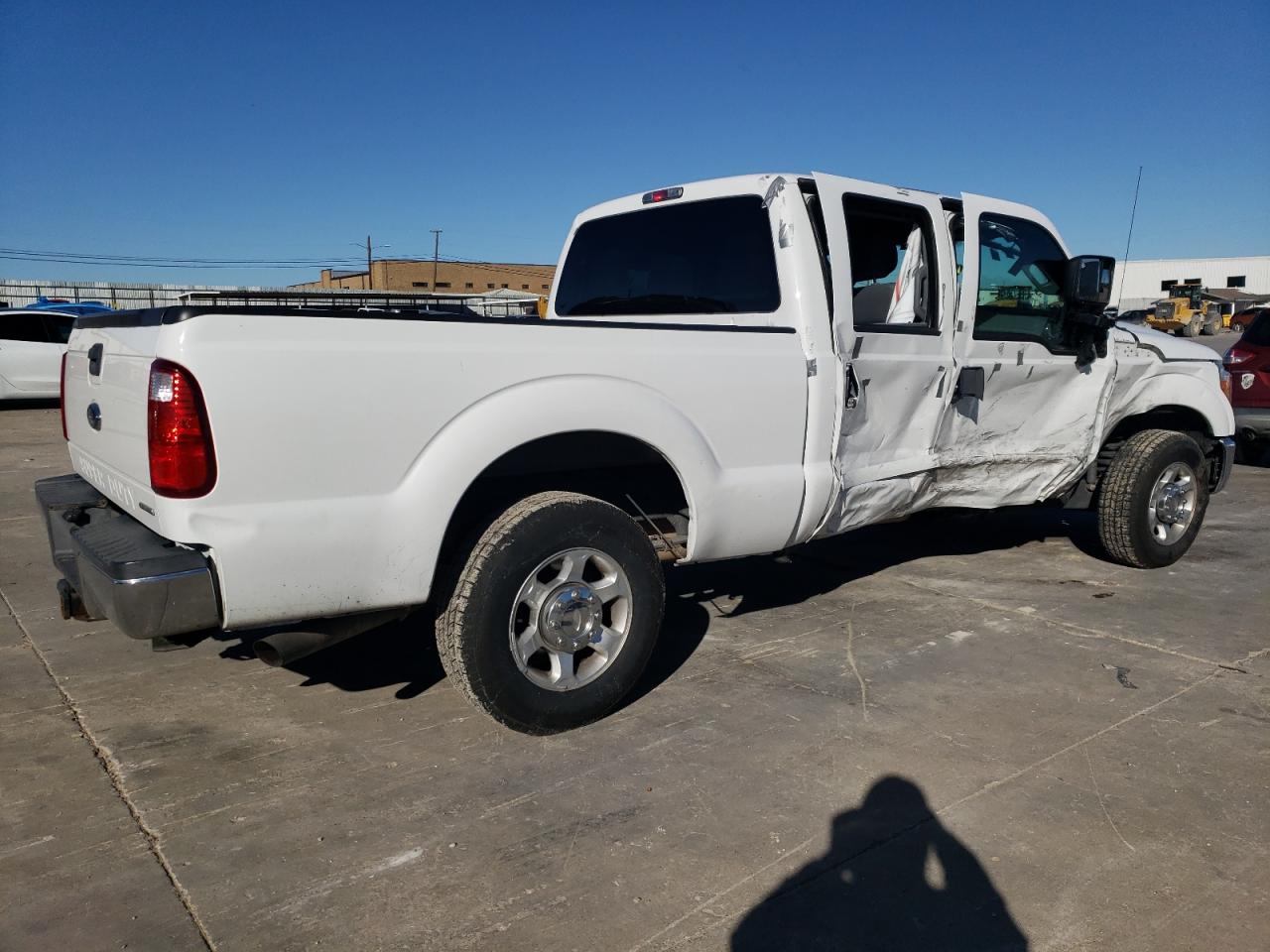 2013 Ford F250 VIN 1FT7W2A64DEB63318 Copart auction photo, side / front end damage thumbnail 3