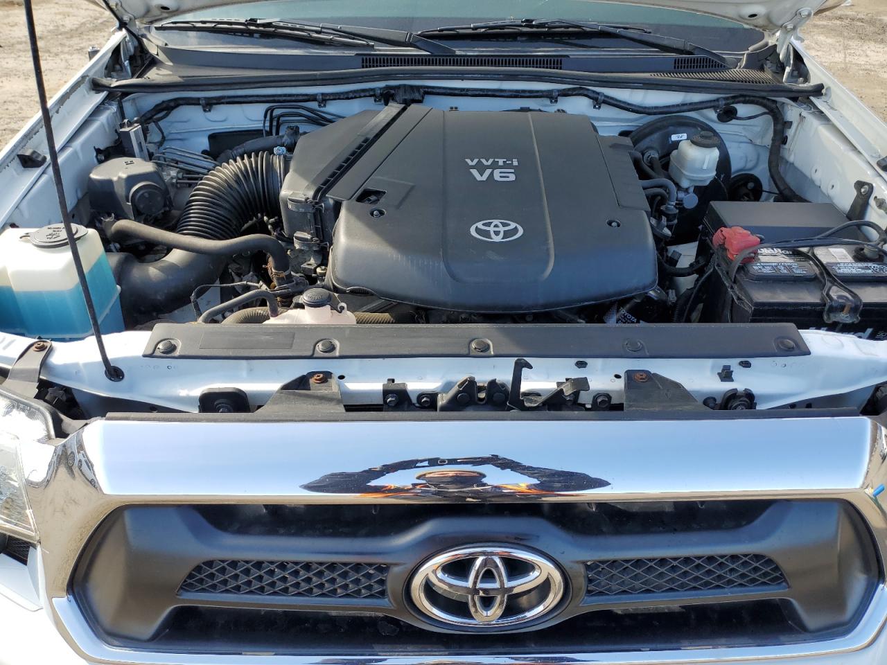 2013 Toyota Tacoma VIN 3TMMU4FN3DM054153 Copart auction photo, rear end / minor dent/scratches damage thumbnail 11