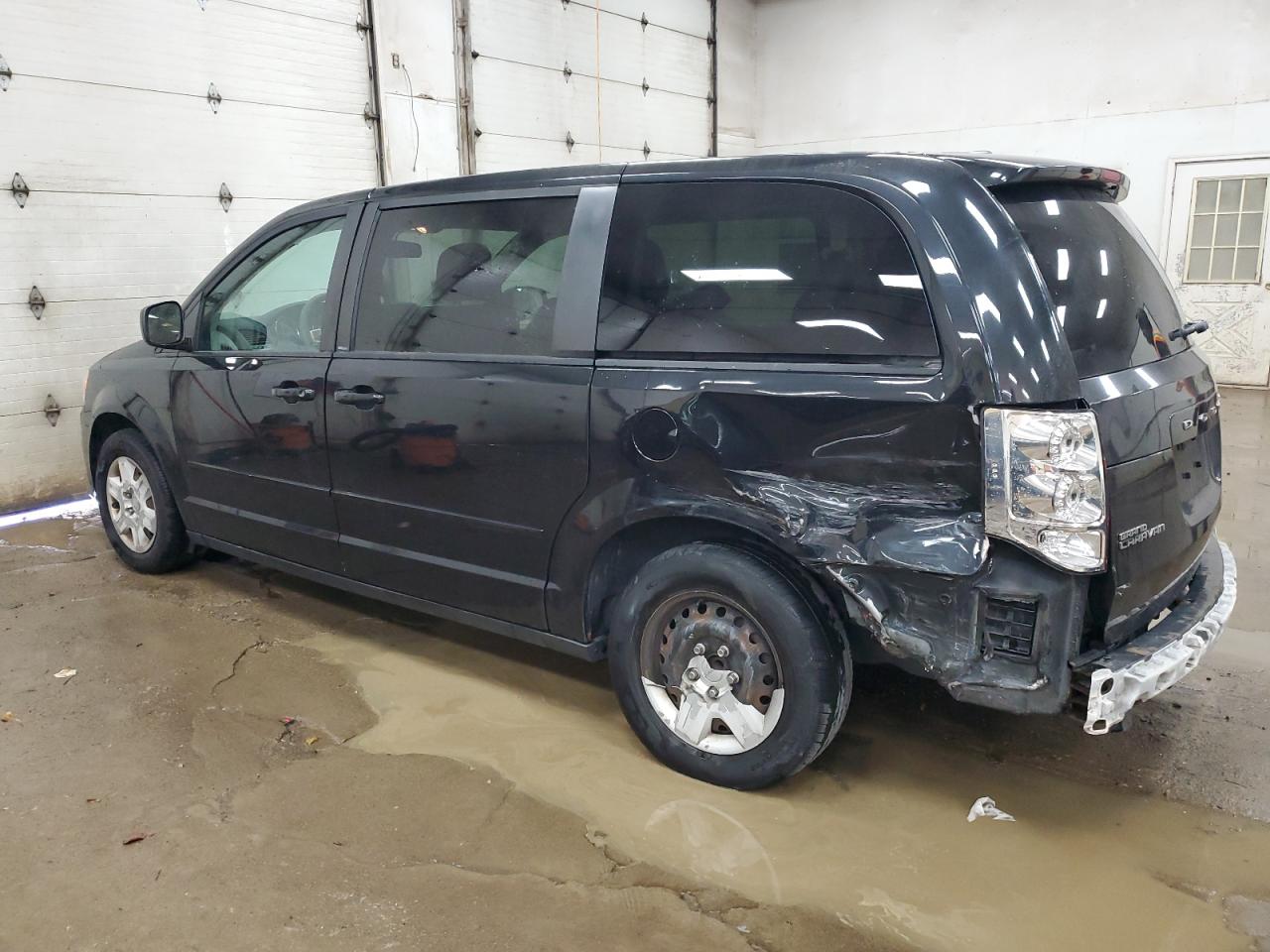 2012 Dodge Caravan VIN 2C4RDGBG2CR269027 Copart auction photo, rear end / minor dent/scratches damage thumbnail 2