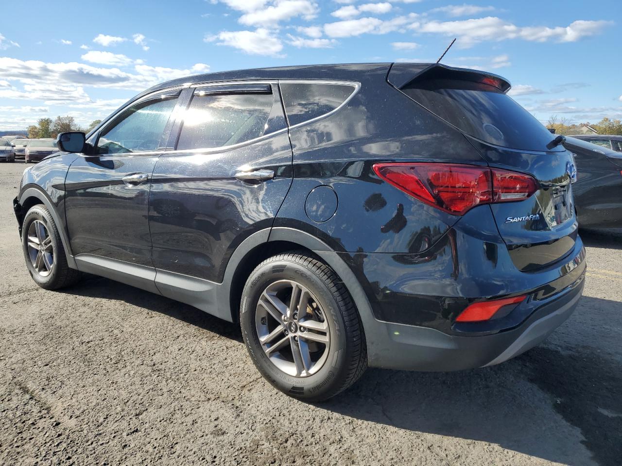 2018 Hyundai Santa Fe VIN 5NMZTDLB7JH087156 Copart auction photo, front end damage thumbnail 2