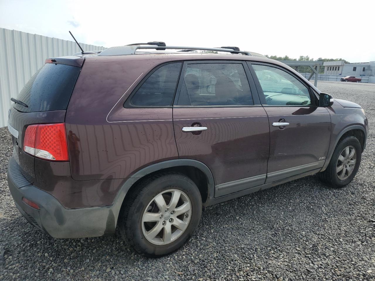 2012 KIA Sorento VIN 5XYKTDA69CG299531 Copart auction photo, normal wear / minor dent/scratches damage thumbnail 3