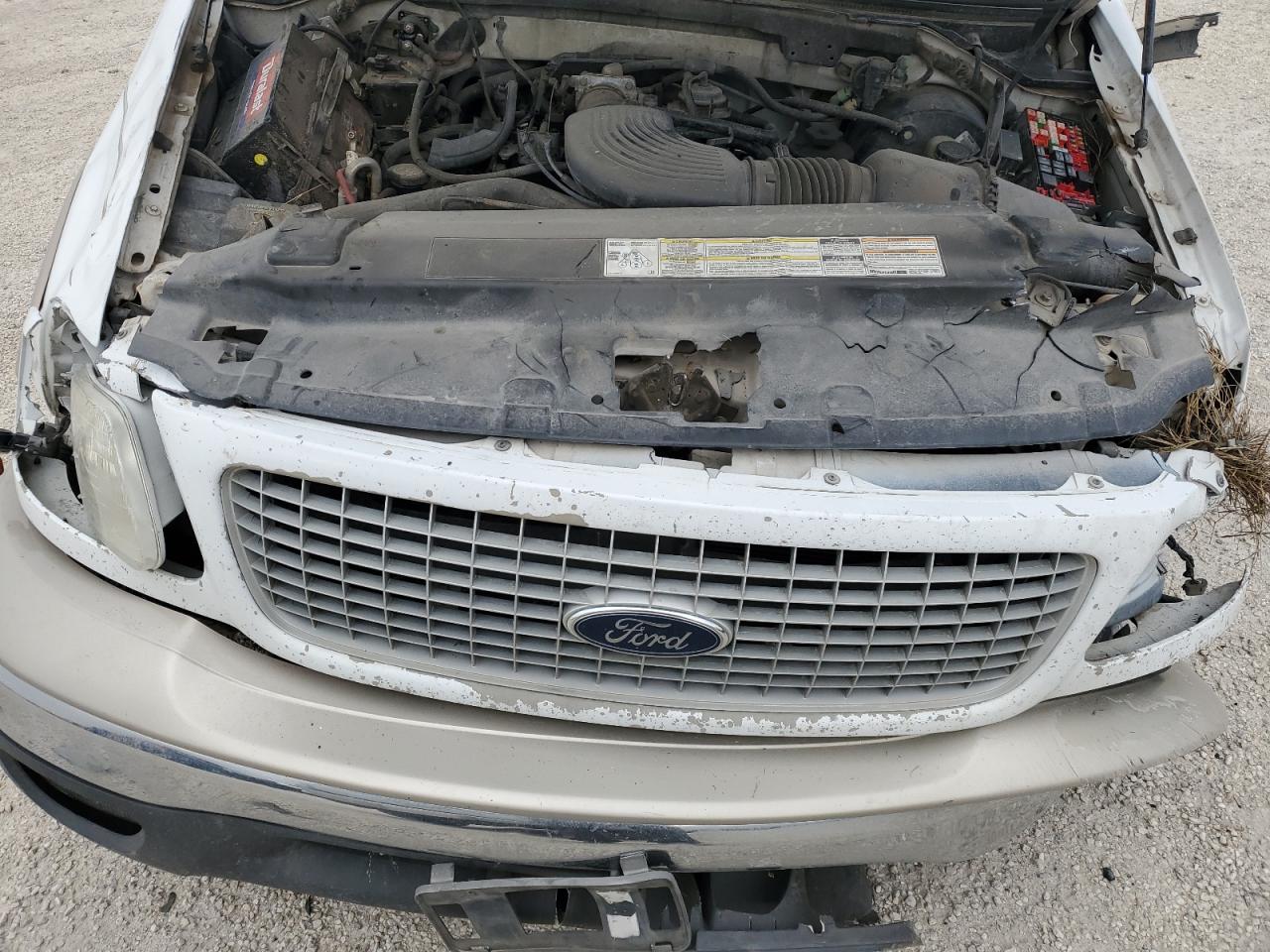 1999 Ford Expedition VIN 1FMRU17L5XLA95421 Copart auction photo, all over damage thumbnail 11