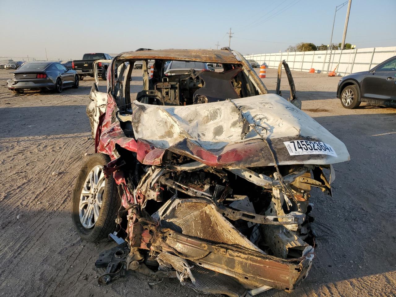 2021 Chevrolet Traverse VIN 1GNEVKKW3MJ100024 Copart auction photo, burn / hail damage thumbnail 5