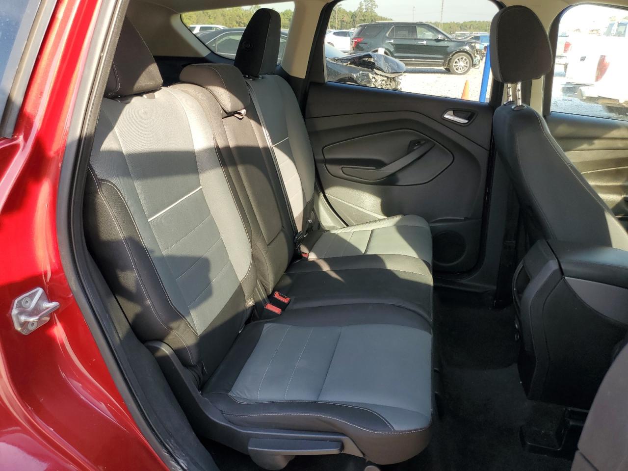 2015 Ford Escape VIN 1FMCU0GX2FUB28225 Copart auction photo, burn - engine damage thumbnail 11
