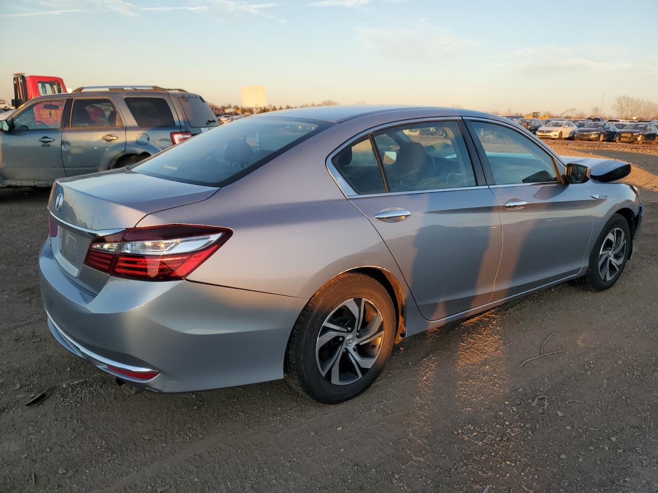 2017 Honda Accord VIN 1HGCR2F34HA000106 Copart auction photo, front end / minor dent/scratches damage thumbnail 3