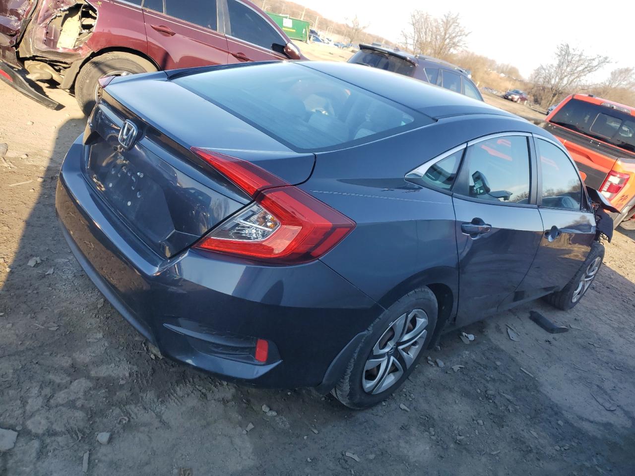 2016 Honda Civic VIN 19XFC2E51GE009647 Copart auction photo, front end / minor dent/scratches damage thumbnail 3