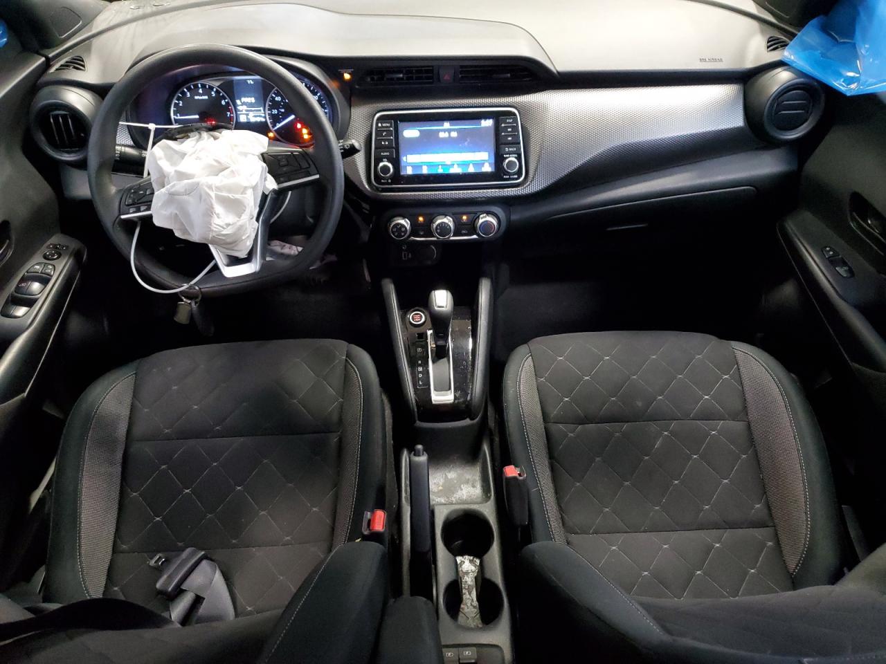 2020 Nissan Kicks VIN 3N1CP5BV6LL535746 Copart auction photo, front end / side damage thumbnail 8