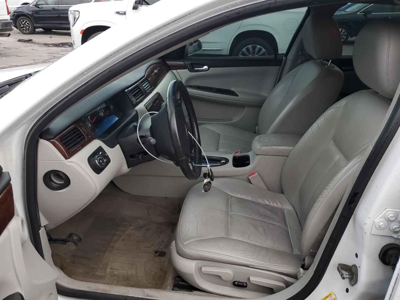2010 Chevrolet Impala VIN 2G1WB5EN4A1257778 Copart auction photo, front end / rear end damage thumbnail 7
