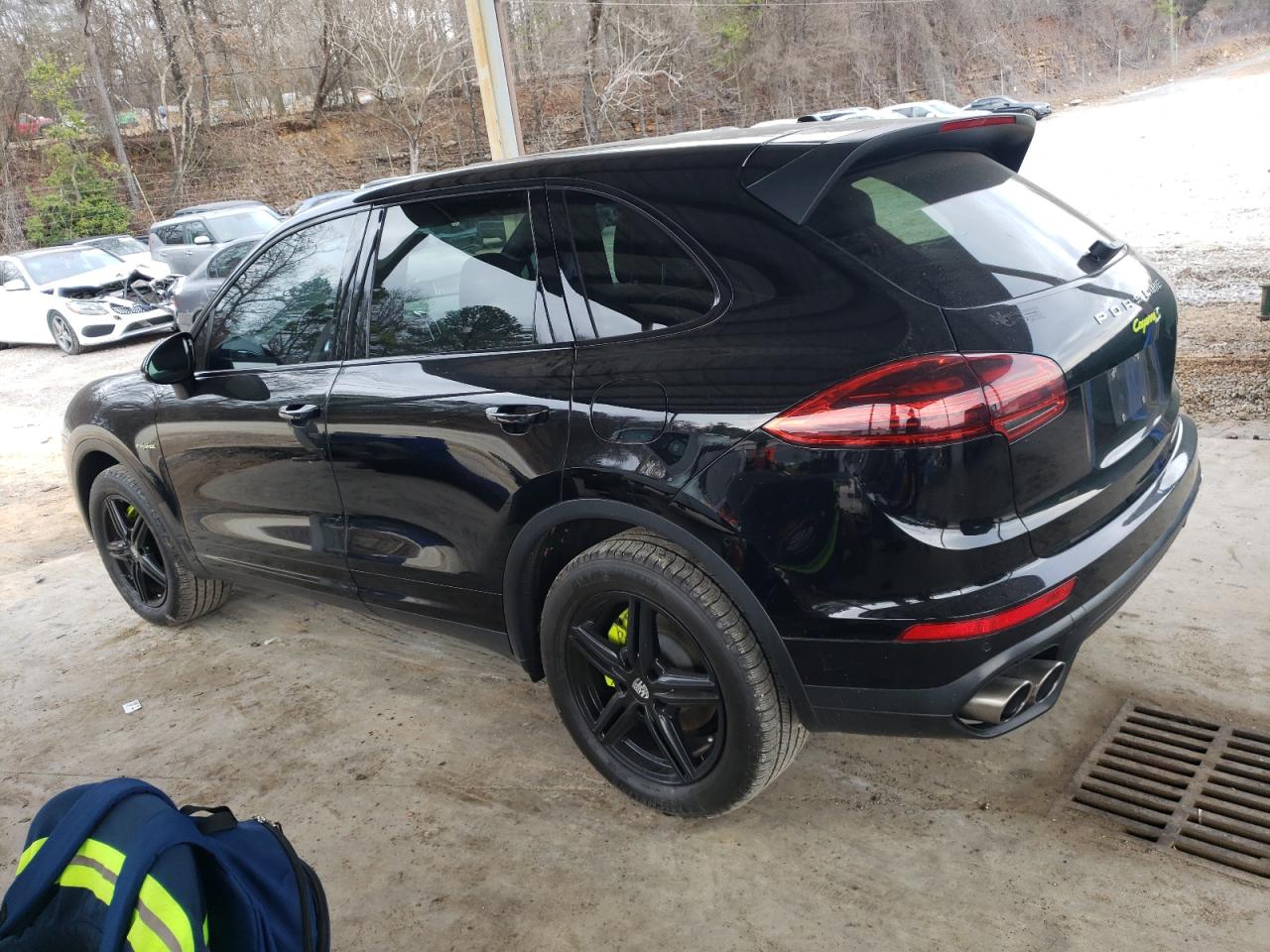 2016 Porsche Cayenne VIN WP1AE2A26GLA17555 Copart auction photo, normal wear damage thumbnail 2