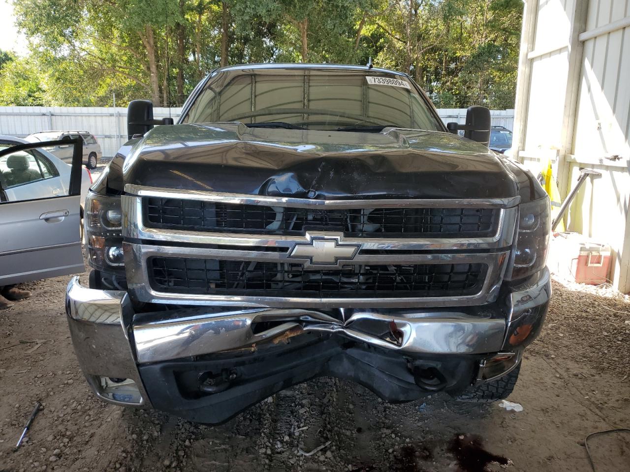 2009 Chevrolet Silverado VIN 1GCHK69KX9E149164 Copart auction photo, front end damage thumbnail 5