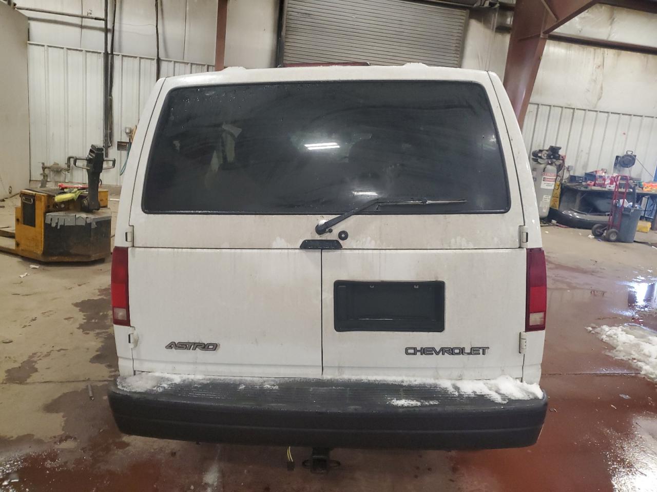 2002 Chevrolet Astro VIN 1GNEL19X92B142946 Copart auction photo, rollover damage thumbnail 6