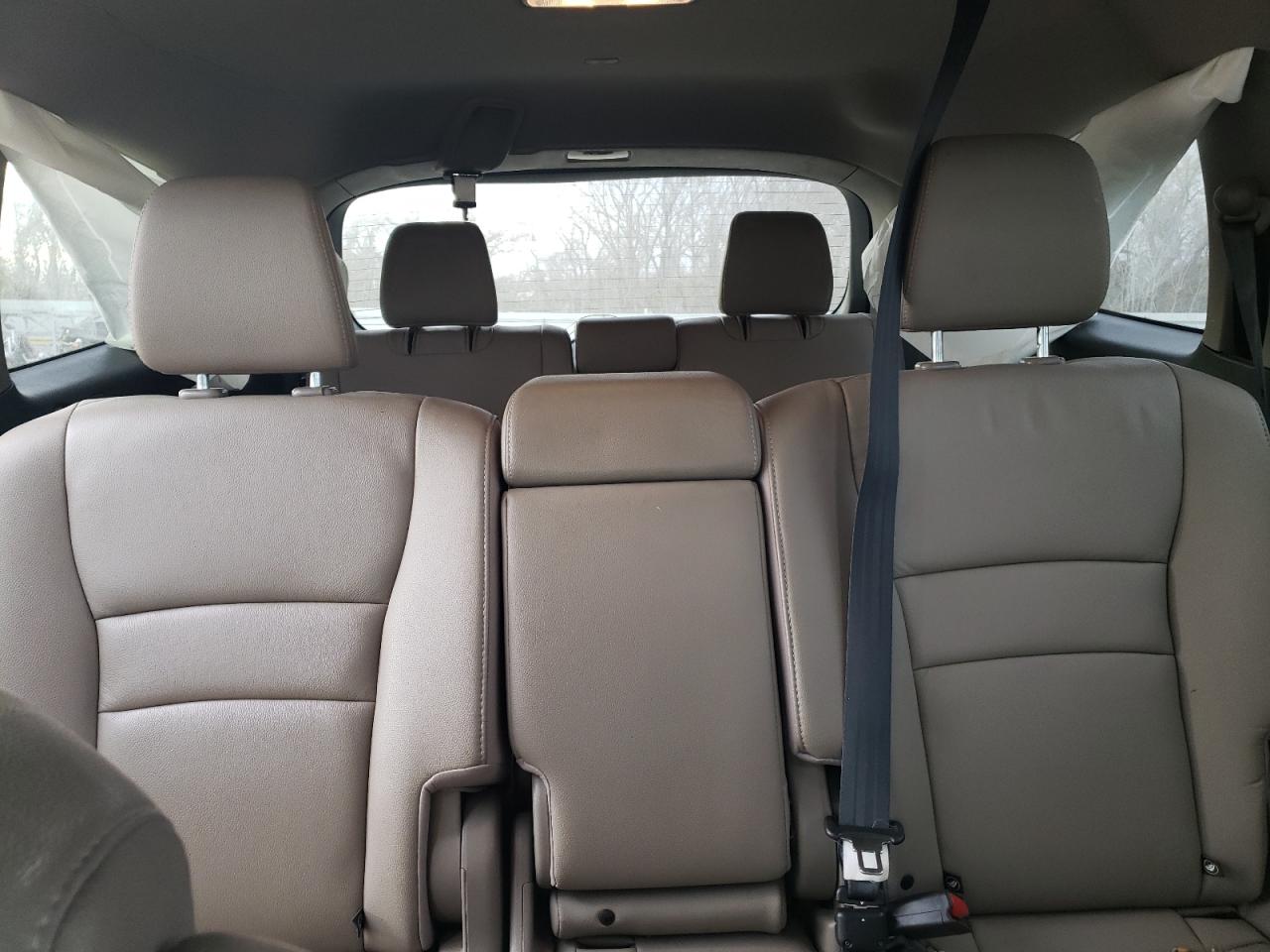 2021 Honda Pilot VIN 5FNYF5H51MB039671 Copart auction photo, undercarriage / minor dent/scratches damage thumbnail 10