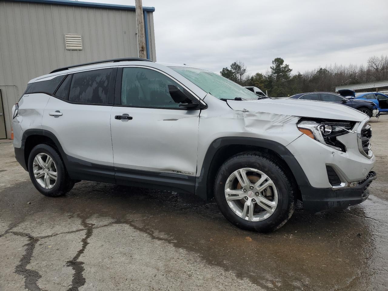 2018 GMC Terrain VIN 3GKALMEV0JL305434 Copart auction photo, side / front end damage thumbnail 4