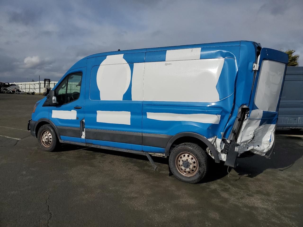 2022 Ford Transit VIN 1FTBR2C87NKA78248 Copart auction photo, rear end damage thumbnail 2
