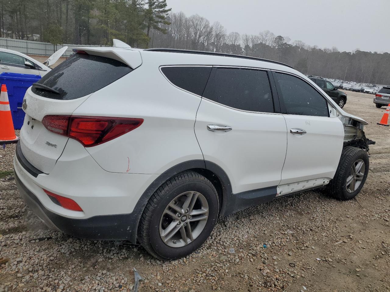 2018 Hyundai Santa Fe VIN 5NMZU3LB0JH076622 Copart auction photo, front end damage thumbnail 3