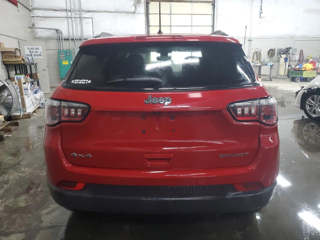 2018 Jeep Compass VIN 3C4NJDABXJT177993 Copart auction photo, front end / side damage thumbnail 6
